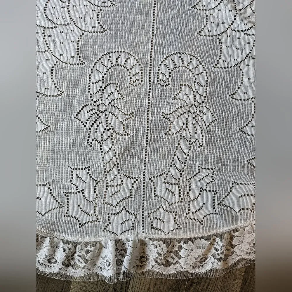 Vintage Christmas Table Cloth Skirt 54
